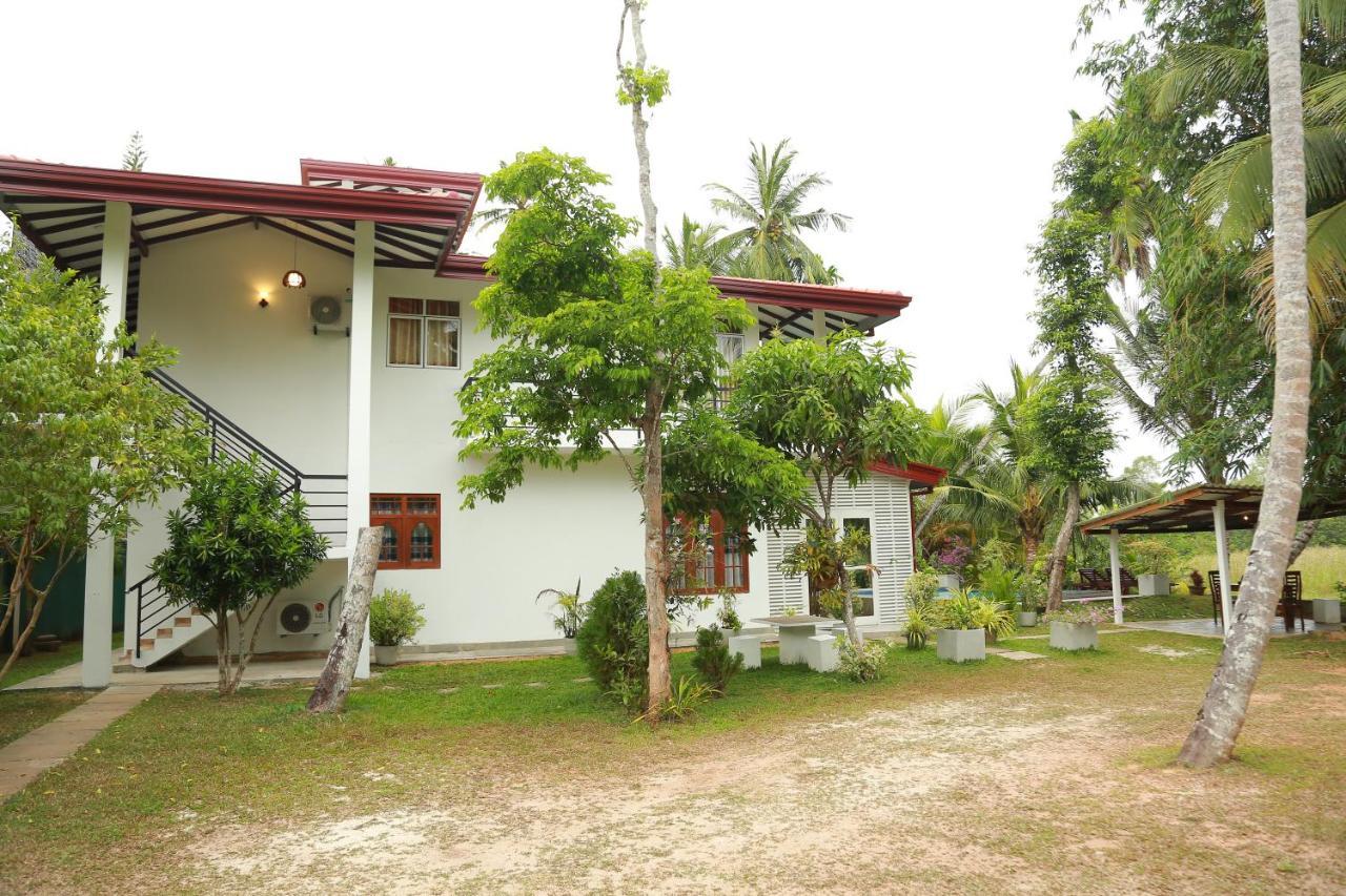 Villa A.Sms Induruwa Exterior foto