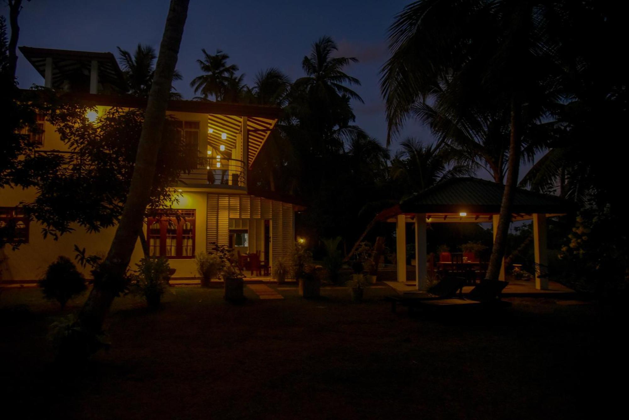 Villa A.Sms Induruwa Exterior foto